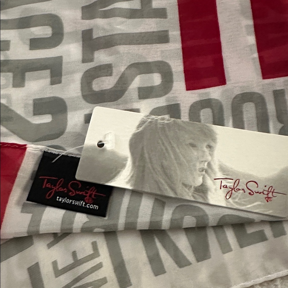 Taylor Swift “RED” Tour Scarf - NWT Collectors item